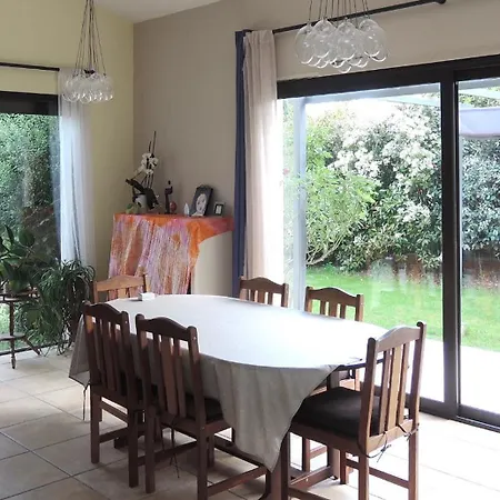 D'architecte Climatisee Avec Piscine, Classe 4 Etoiles Villa *